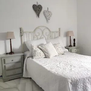 https://villa-los-gallos.es-andalucia.com