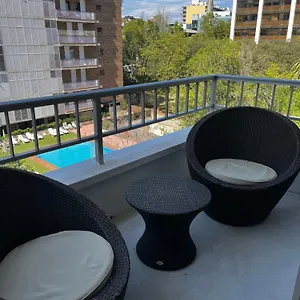 precioso-apartamento-zona-alta-barcelona.topbarcelonahotels.com/